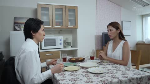 密会性爱 丈夫住院期间我与院长的秘密不伦 通野未帆 JUR-311