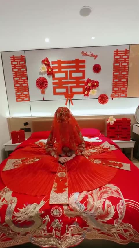 新婚人妻洞房花烛夜之骚浪人妻