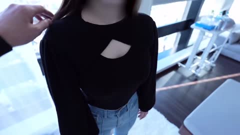 我与一位在综合医院做接待员的女士进行了一次秘密约会