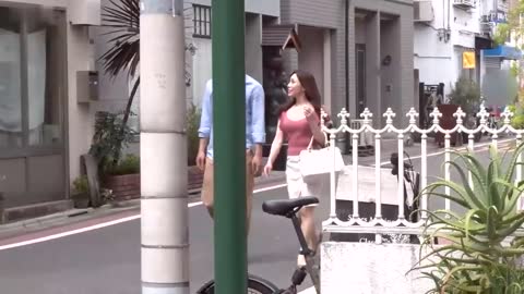 与来东京的儿子每月一次的远距离乱伦，我将再次被那个孩子拥抱 白木优子 VENX-096