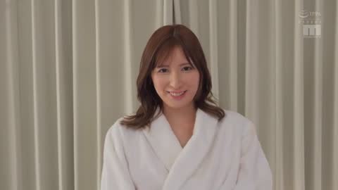 偶像见面舔舌感恩祭，仲村美羽狂吻素人粉丝 仲村美羽 MIDV-826